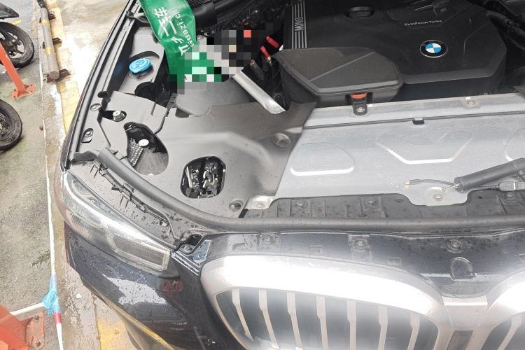 Used BMW X3 2022 xDrive25i M Sport Package Engine Bay Right