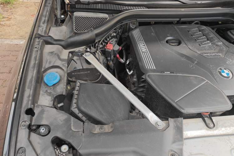 Used BMW X3 2022 Restyled xDrive30i Luxury Edition M Night Sky Package Engine Bay Right