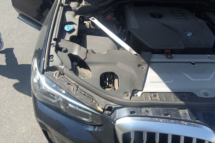 Used BMW X3 2022 Restyled xDrive25i M Sport Package Engine Bay Right