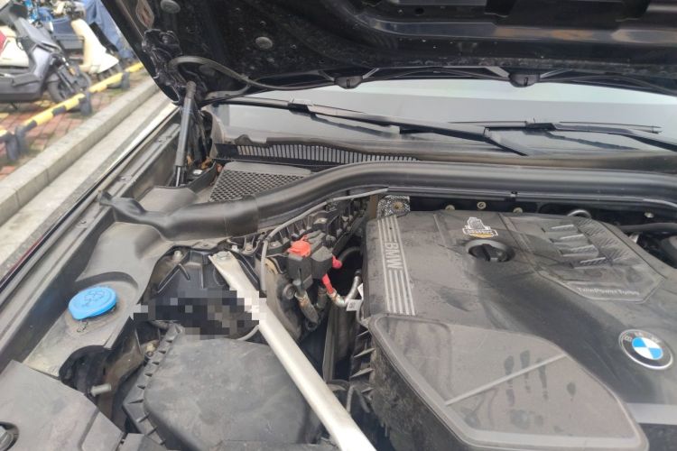 Used BMW X3 2022 Facelift xDrive30i Luxury Edition M Night Edition Package Engine Bay Right