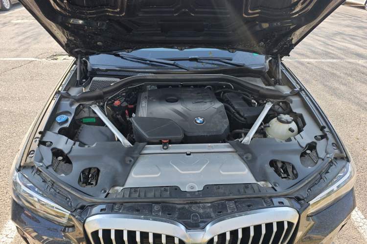 Used BMW X3 2022 Restyled xDrive25i M Sport Package Engine Bay