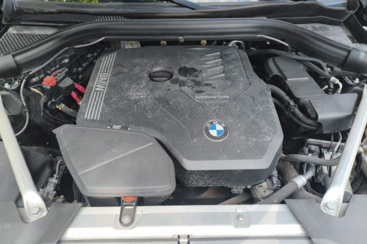 Used BMW X3 2022 Restyled xDrive25i M Sport Package Engine Bay
