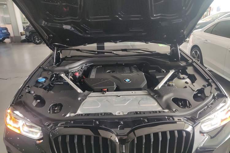 Used BMW X3 2022 Second Facelift xDrive30i Leading Edition M Night Sky Package Engine Bay