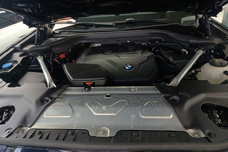 Used BMW X3 2022 Restyled xDrive25i M Sport Package Engine Bay