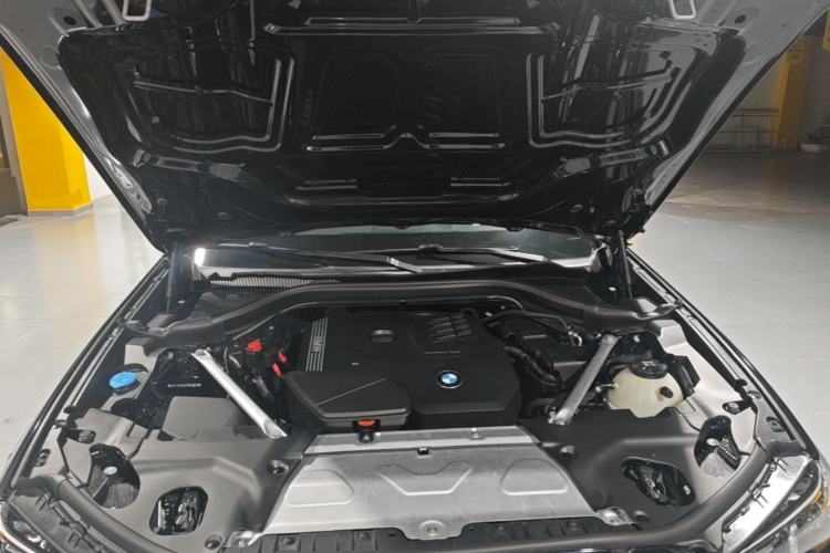 Used BMW X3 2022 Restyled xDrive25i M Sport Package Engine Bay