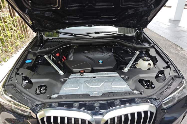 Used BMW X3 2022 Restyled xDrive25i M Sport Package Engine Bay