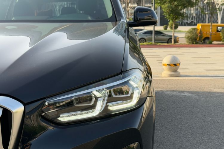 Used BMW X3 2022 xDrive25i M Sport Package Exterior 11