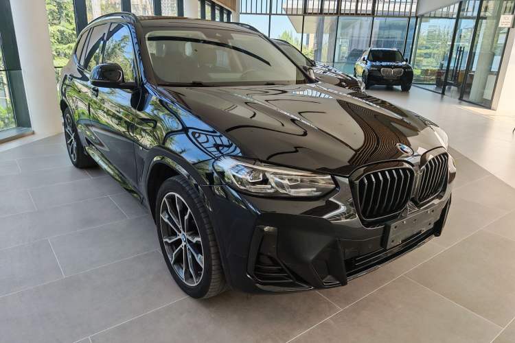 Used BMW X3 2022 xDrive30i Luxury Model M Night Sky Package Exterior 11