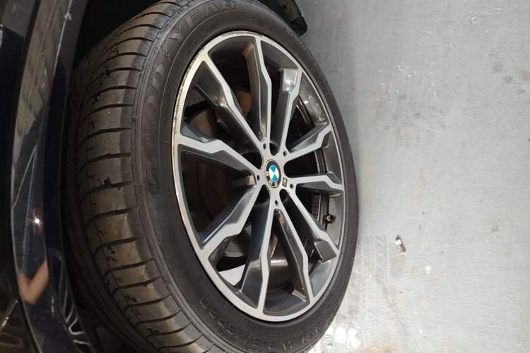 Used BMW X3 2022 Second Facelift xDrive30i Leading Edition M Night Sky Package Exterior 2