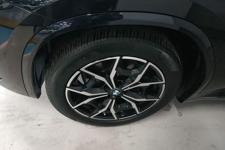 Used BMW X3 2022 xDrive25i M Sport Package Exterior 2