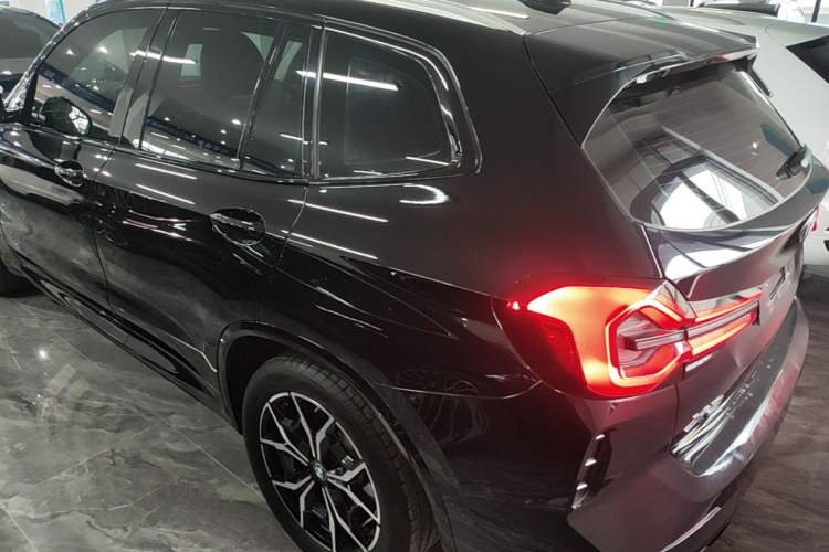 Used BMW X3 2022 Restyled xDrive25i M Sport Package Exterior 2