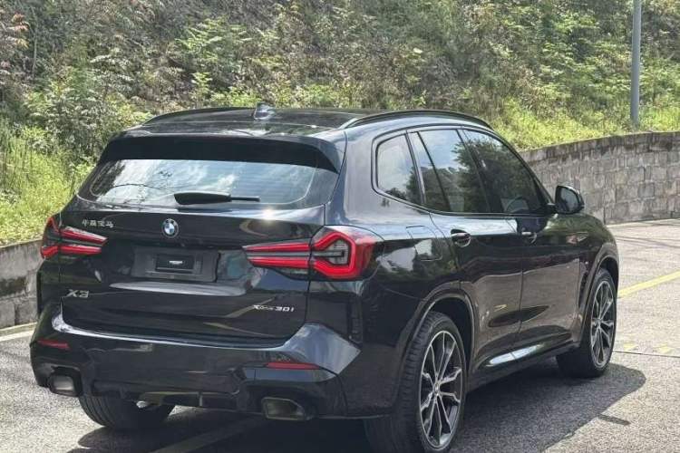 Used BMW X3 2022 Second Facelift xDrive30i Leading Edition M Night Sky Package Exterior 3