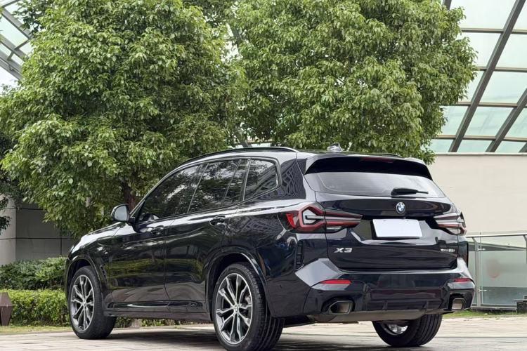 Used BMW X3 2022 Second Facelift xDrive30i Leading Edition M Night Sky Package Exterior 3