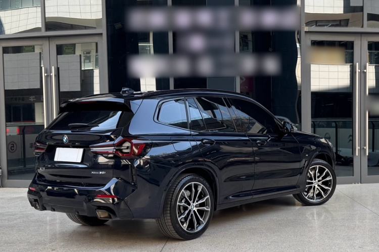 Used BMW X3 2022 Second Facelift xDrive30i Leading Edition M Night Sky Package Exterior 3