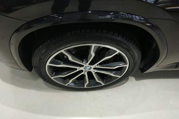 Used BMW X3 2022 xDrive30i Luxury Model M Night Sky Package Exterior 4