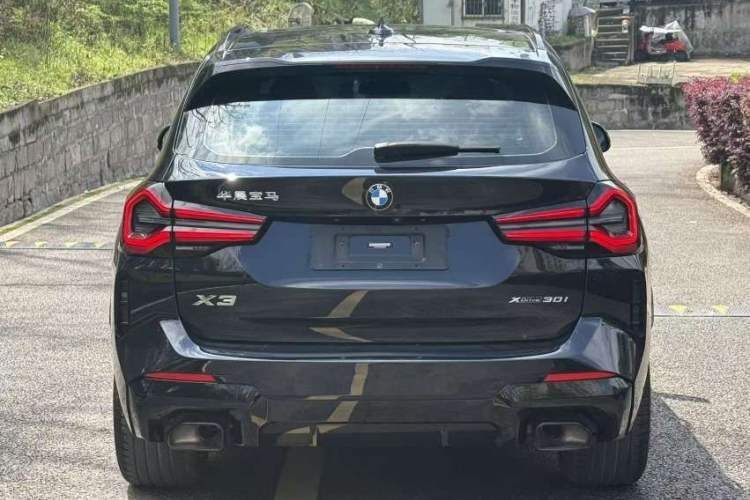Used BMW X3 2022 Second Facelift xDrive30i Leading Edition M Night Sky Package Exterior 4