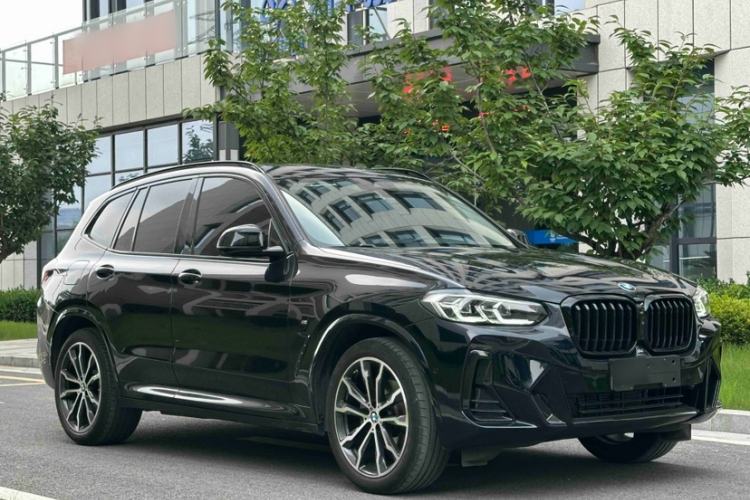 Used BMW X3 2022 Second Facelift xDrive30i Leading Edition M Night Sky Package Exterior 4