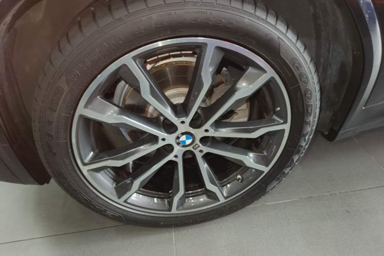 Used BMW X3 2022 xDrive30i Luxury Model M Night Sky Package Exterior 4