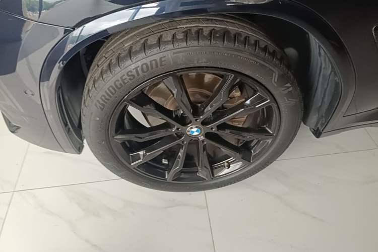Used BMW X3 2022 Second Facelift xDrive30i Luxury Edition M Night Sky Package Exterior 4