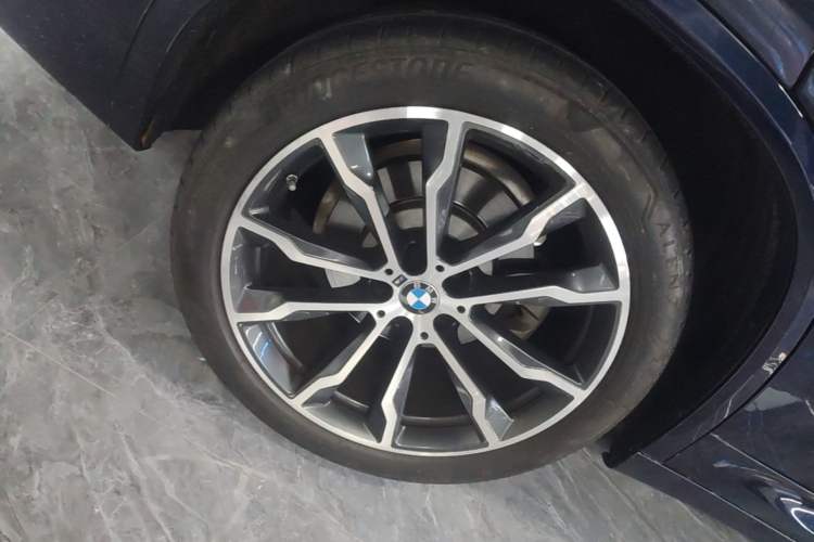 Used BMW X3 2022 Second Facelift xDrive30i Leading Edition M Night Sky Package Exterior 5