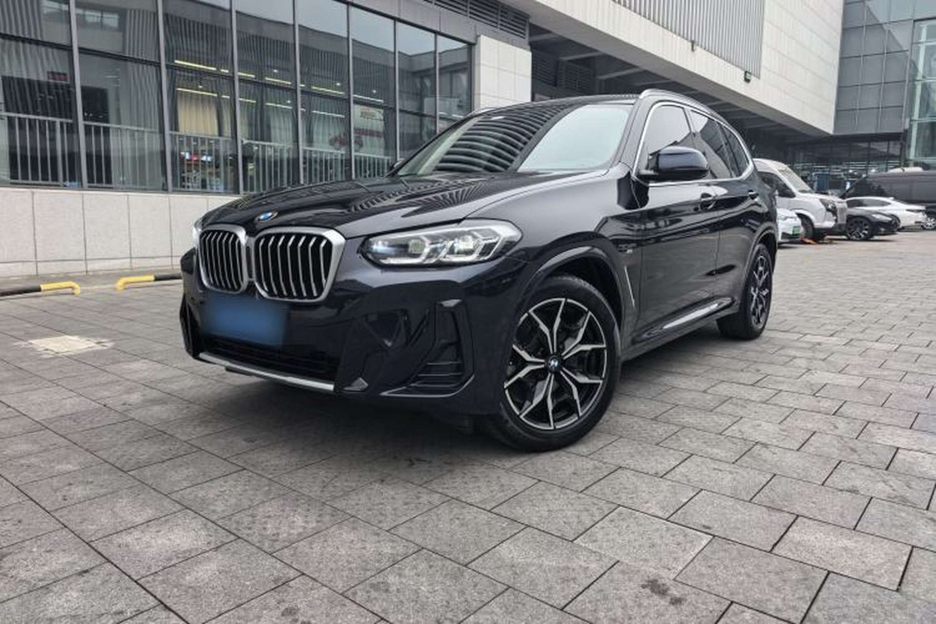 Used BMW X3 2022 xDrive25i M Sport Package Front Left 45 Deg