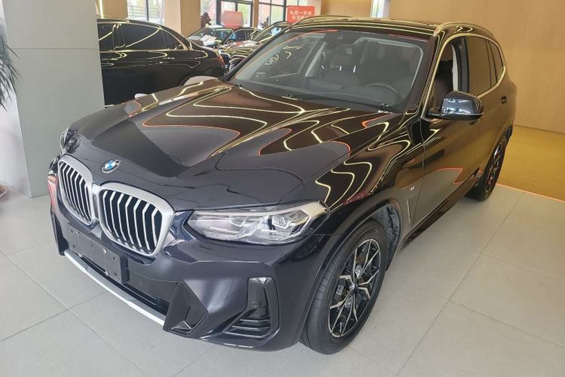 Used BMW X3 2022 xDrive25i M Sport Package Front Left 45 Deg