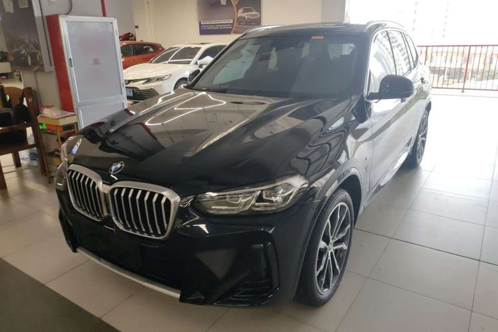 Used BMW X3 2022 Second Facelift xDrive30i Leading Edition M Night Sky Package Front Left 45 Deg