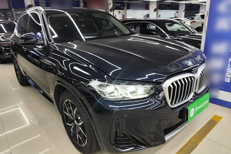 Used BMW X3 2022 xDrive25i M Sport Package Front Right 45 Deg