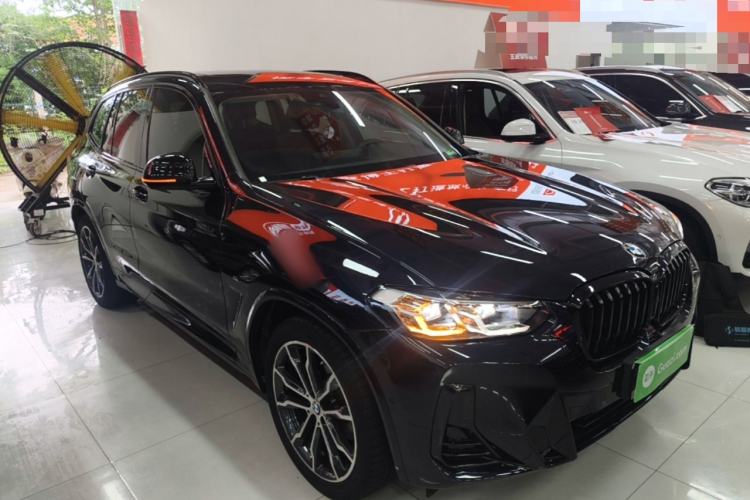 Used BMW X3 2022 Second Facelift xDrive30i Leading Edition M Night Sky Package Front Right 45 Deg