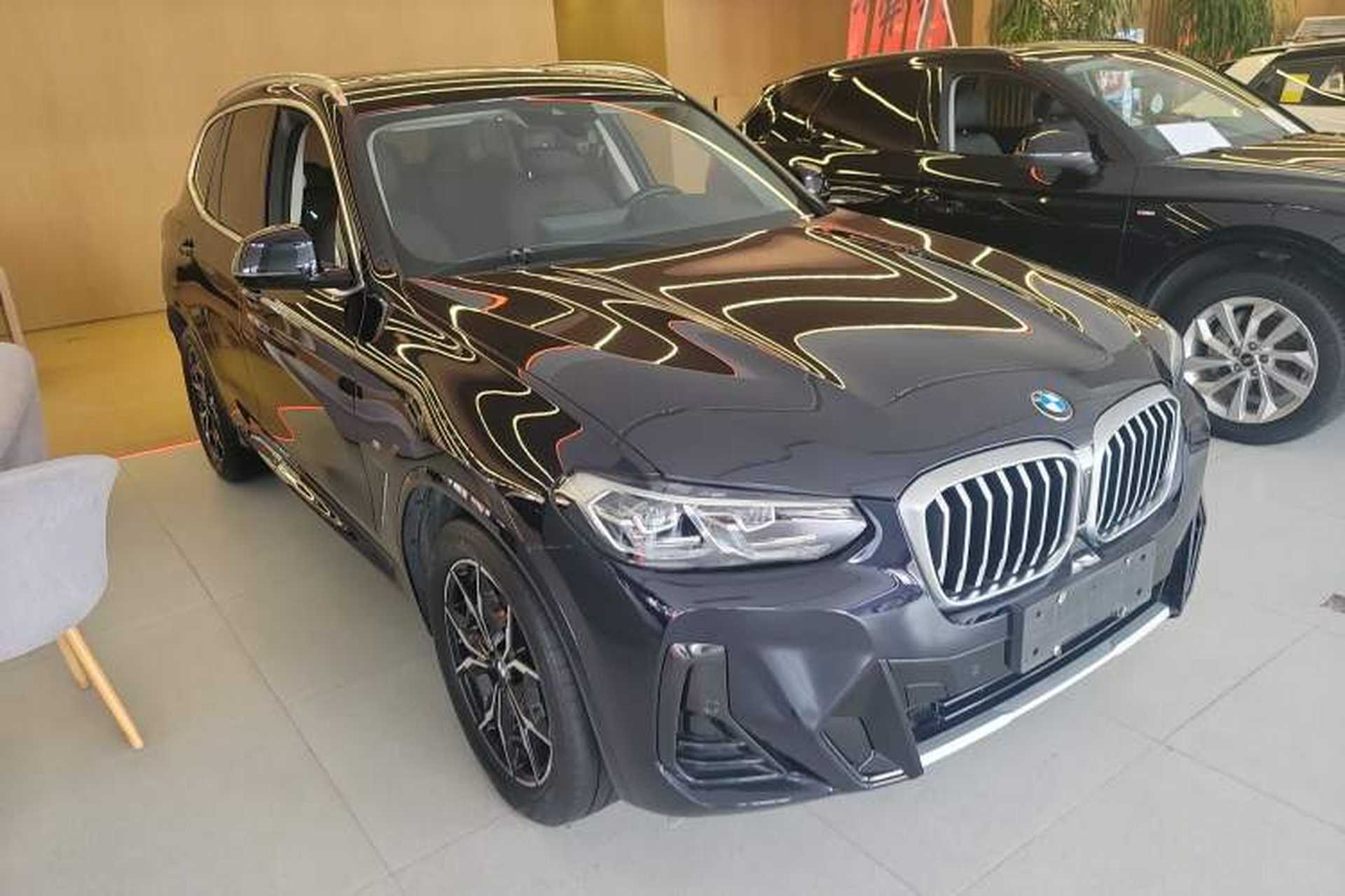 Used BMW X3 2022 xDrive25i M Sport Package Front Right 45 Deg