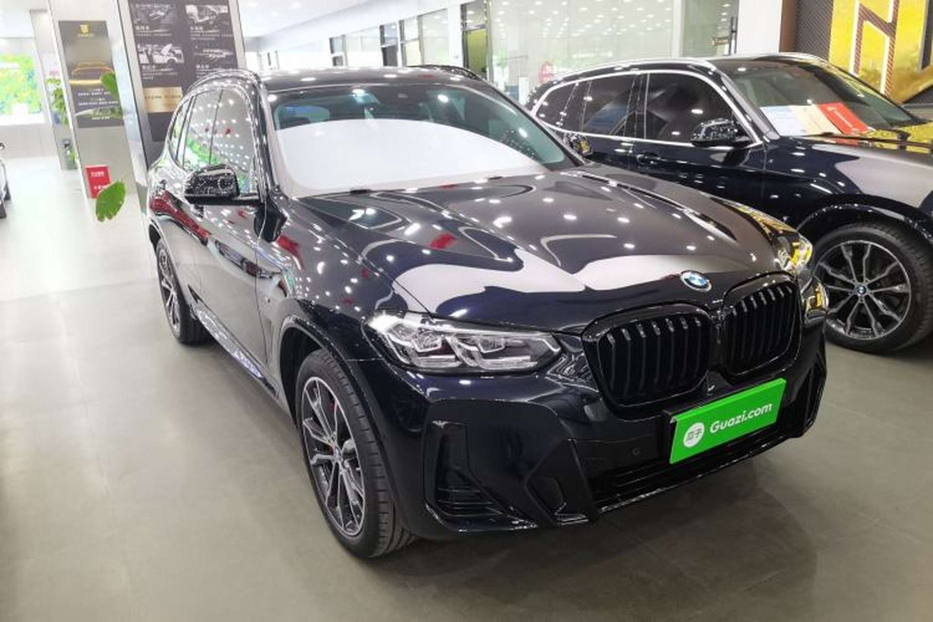 Used BMW X3 2022 Second Facelift xDrive30i Leading Edition M Night Sky Package Front Right 45 Deg