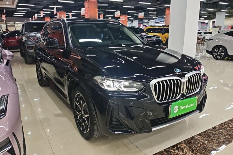 Used BMW X3 2022 Restyled xDrive25i M Sport Package Front Right 45 Deg