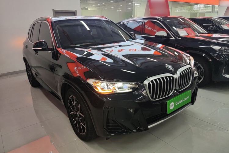 Used BMW X3 2022 xDrive25i M Sport Package Front Right 45 Deg