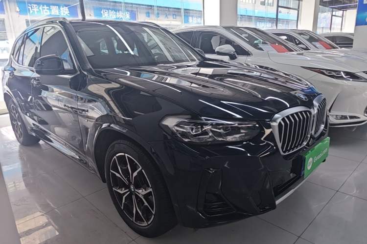 Used BMW X3 2022 xDrive25i M Sport Package Front Right 45 Deg