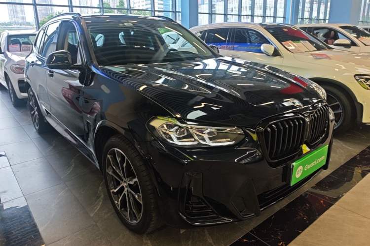 Used BMW X3 2022 Facelift xDrive30i Luxury Edition M Night Edition Package Front Right 45 Deg