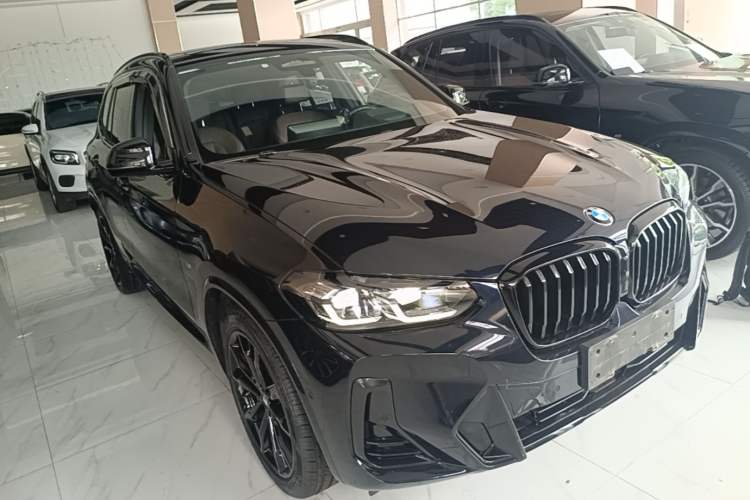 Used BMW X3 2022 Second Facelift xDrive30i Luxury Edition M Night Sky Package Front Right 45 Deg