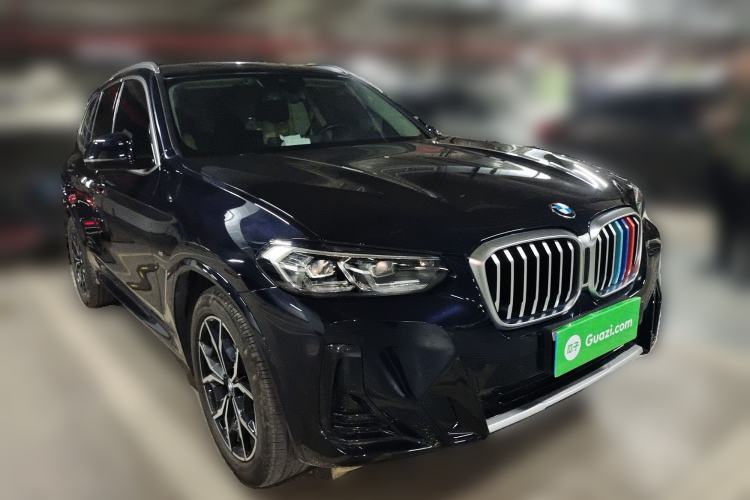 Used BMW X3 2022 xDrive25i M Sport Package Front Right 45 Deg