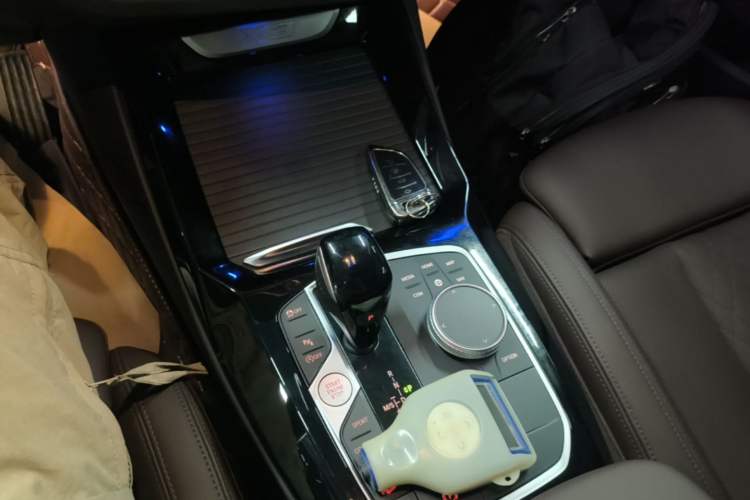 Used BMW X3 2022 Restyled xDrive25i M Sport Package Gear Lever