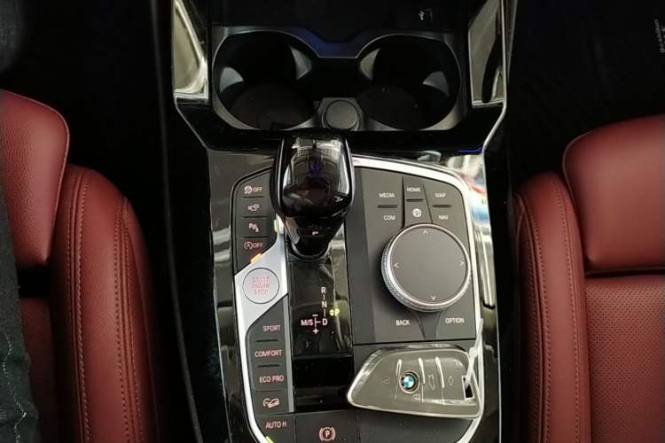 Used BMW X3 2022 Second Facelift xDrive30i Leading Edition M Night Sky Package Gear Lever