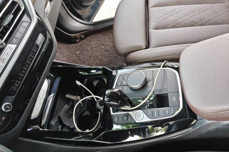Used BMW X3 2022 xDrive30i Luxury Model M Night Sky Package Gear Lever