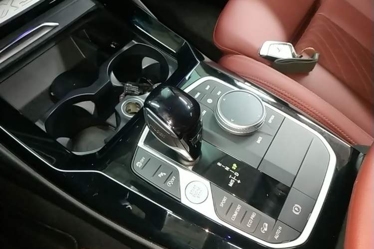 Used BMW X3 2022 xDrive30i Luxury Model M Night Sky Package Gear Lever