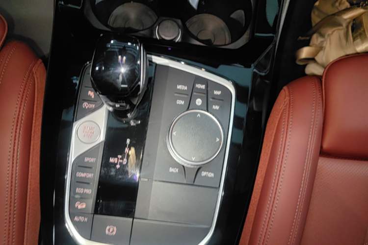 Used BMW X3 2022 xDrive30i Luxury Model M Night Sky Package Gear Lever