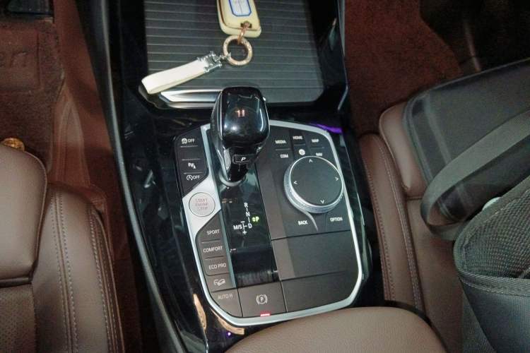 Used BMW X3 2022 xDrive30i Luxury Model M Night Sky Package Gear Lever