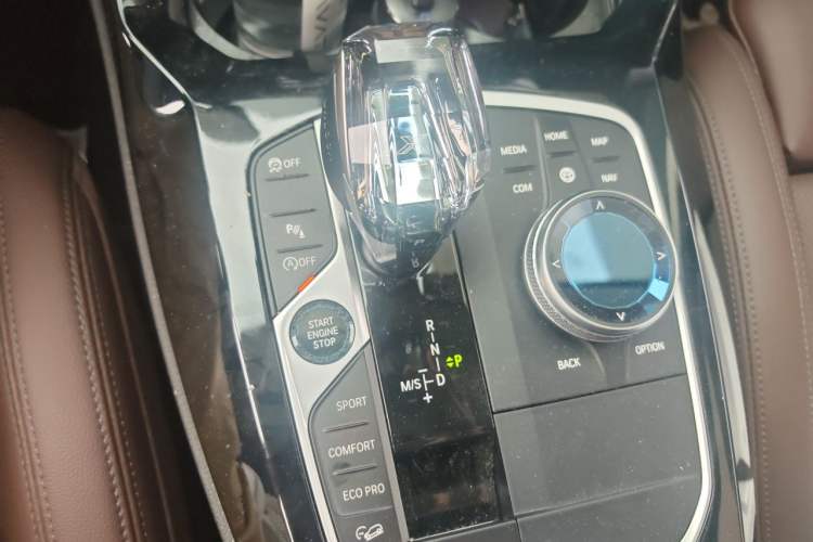 Used BMW X3 2022 xDrive30i Luxury Model M Night Sky Package Gear Lever