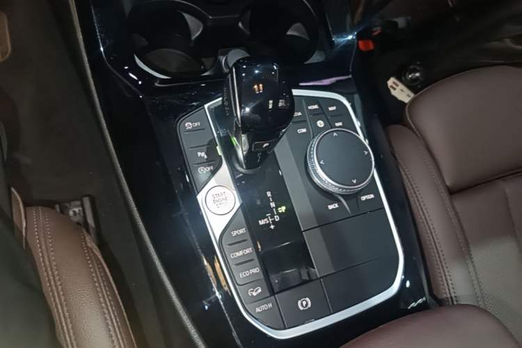 Used BMW X3 2022 xDrive30i Luxury Model M Night Sky Package Gear Lever