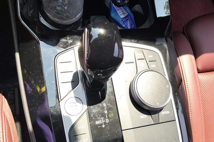 Used BMW X3 2022 Second Facelift xDrive30i Leading Edition M Night Sky Package Gear Lever