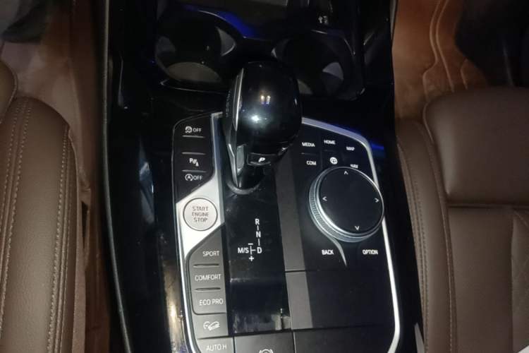 Used BMW X3 2022 Restyled xDrive25i M Sport Package Gear Lever