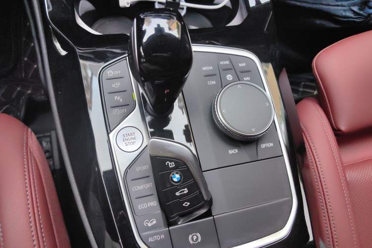 Used BMW X3 2022 Facelift xDrive30i Luxury Edition M Night Edition Package Gear Lever