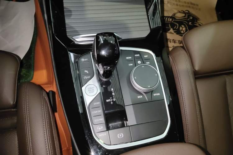 Used BMW X3 2022 Restyled xDrive25i M Sport Package Gear Lever