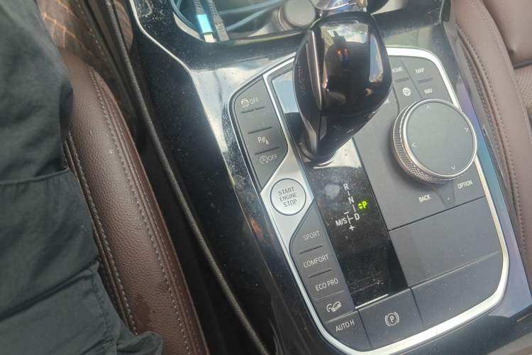 Used BMW X3 2022 xDrive25i M Sport Package Gear Lever